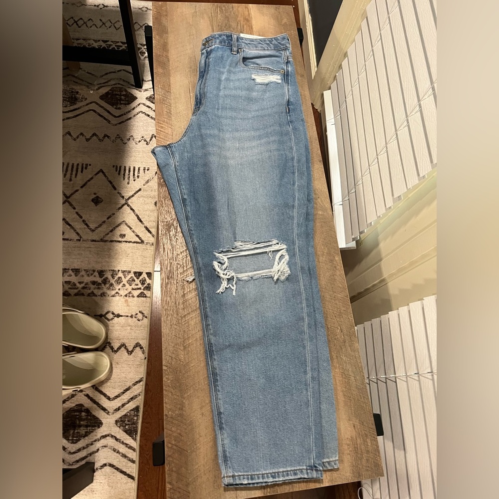 American Eagle Outfitters Light Blue Skinny Jeans